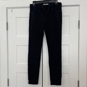 Levi's Women's Skinny Jeans in Black Wash